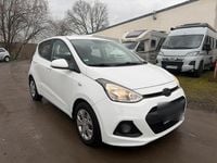Gebraucht Hyundai i10 67 PS (49 kW) 2015 Weiß Kleinwagen