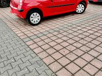 Gebraucht Renault Twingo 43 PS (31 kW) 2010 Rot Kleinwagen