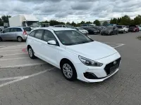 Gebraucht Hyundai i30 Select 99 PS (72 kW) 2019 Weiß Kombi