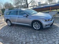 Gebraucht VW Passat 156 PS (114 kW) 2018 Silber Kombi