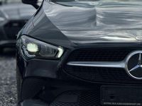 Gebraucht Mercedes CLA200 Shooting Brake 150 PS (110 kW) 2020 Schwarz Kombi