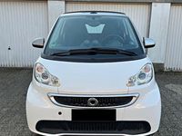 Gebraucht Smart ForTwo Cabrio Passion 71 PS (52 kW) 2013 Weiß Cabrio