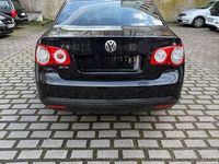 Gebraucht VW Jetta United 102 PS (75 kW) 2008 Schwarz Limousine