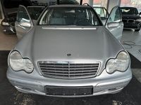 Gebraucht Mercedes C220 Classic 143 PS (105 kW) 2003 Silber Limousine