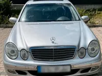 Gebraucht Mercedes E200 163 PS (119 kW) 2003 Silber Limousine