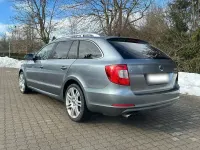 Używany Skoda Superb Elegance 160 KM (117 kW) 2012 Szary Kombi