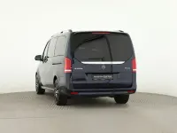Gebraucht Mercedes V250 Edition 190 PS (139 kW) 2022 Cavansitblau metallic Van / Kleinbus
