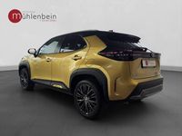 Gebraucht Toyota Yaris Cross 116 PS (85 kW) 2022 Warmgold/schwarz SUV