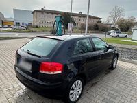 Gebraucht Audi A3 105 PS (77 kW) 2004 Schwarz Kleinwagen