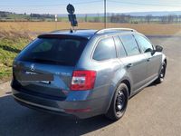 gebraucht Skoda Octavia Combi Style 2.0 TSI 4x4 DSG