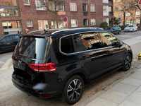 Gebraucht VW Touran Highline 150 PS (110 kW) 2020 Schwarz Van / Kleinbus