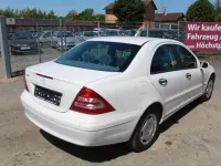 Gebraucht Mercedes C180 Classic 129 PS (94 kW) 2000 Weiß Limousine