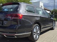 Gebraucht VW Passat GTE 156 PS (114 kW) 2021 Grau Kombi