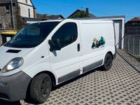 Second-hand Opel Vivaro 100 CP (73 kW) 2006 Alb Monovolum