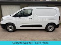 Używany Opel Combo Edition 110 KM (80 kW) 2022 Biały Minivan