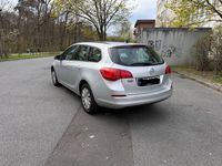 Gebraucht Opel Astra 110 PS (80 kW) 2014 Silber Kombi