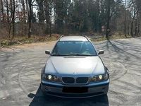 Gebraucht BMW 320 150 PS (110 kW) 2005 Grau Kombi