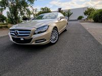 Gebraucht Mercedes CLS350 265 PS (194 kW) 2011 Gold Limousine