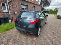 Gebraucht Mazda 2 75 PS (55 kW) 2009 Grau Kleinwagen