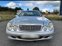 Gebraucht Mercedes E220 170 PS (125 kW) 2004 Silber Limousine