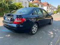 Gebraucht Mercedes C180 156 PS (114 kW) 2012 Blau Limousine