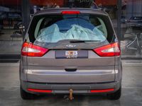 Gebraucht Ford Galaxy Trend 116 PS (85 kW) 2011 Braun Van / Kleinbus