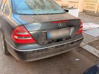 Gebraucht Mercedes E240 176 PS (129 kW) 2005 Blau Limousine