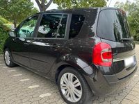 Gebraucht Renault Grand Modus Dynamique 101 PS (74 kW) 2010 Schwarz Van / Kleinbus