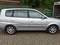 Gebraucht Kia Carens EX 139 PS (102 kW) 2006 Silber Van / Kleinbus