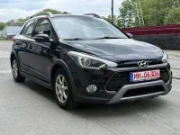 Gebraucht Hyundai i20 Active 120 PS (88 kW) 2016 Schwarz Limousine