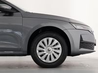 Neu Skoda Octavia Essence 116 PS (85 kW) 2026 Graphitegrau metallic Kombi