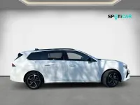 Gebraucht Opel Astra 131 PS (96 kW) 2024 Arktisweiß Kleinwagen