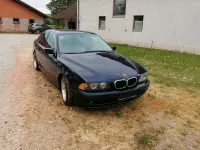 Second-hand BMW 520 185 CP (136 kW) 2001 Albastru Berlinǎ