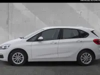 Używany BMW 220 Advantage 192 KM (141 kW) 2017 Biały Kombi