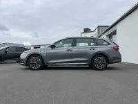 Gebraucht Skoda Octavia 204 PS (150 kW) 2022 Grau Kombi