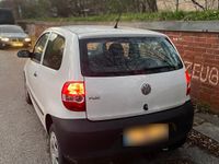 Gebraucht VW Fox 54 PS (39 kW) 2010 Weiß Kleinwagen