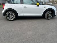 Second-hand Mini Cooper SE 135 kW (184 CP) 2020 Alb Hatchback
