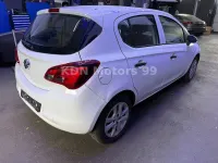 Używany Opel Corsa Selection 69 KM (50 kW) 2018 Biały Hatchback