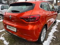 Gebraucht Renault Clio V Intens 131 PS (96 kW) 2021 Valencia orange Limousine
