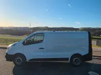Gebraucht Renault Trafic 121 PS (88 kW) 2019 Weiß Van / Kleinbus