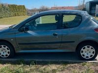 Gebraucht Peugeot 206 75 PS (55 kW) 2004 Grau Kleinwagen