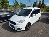 Gebraucht Ford Tourneo Courier Trend 101 PS (74 kW) 2015 Weiß Van / Kleinbus
