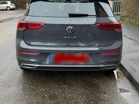 Gebraucht VW Golf VII Style 150 PS (110 kW) 2020 Grau Kombi