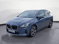 Gebraucht BMW 220 Active Tourer 156 PS (114 kW) 2025 Silber Van / Kleinbus