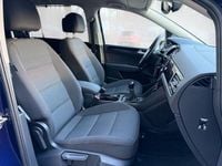 Gebraucht VW Touran Sound 116 PS (85 kW) 2017 Blau Van / Kleinbus