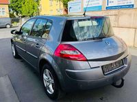 Gebraucht Renault Mégane II Exception 111 PS (81 kW) 2008 Grau Limousine