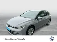 Gebraucht VW Golf VIII Life 150 PS (110 kW) 2025 Mondsteingrau Limousine