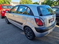 Gebraucht Kia Rio 97 PS (71 kW) 2009 Kleinwagen