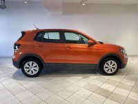 Gebraucht VW T-Cross Basis 110 PS (80 kW) 2021 Orange SUV