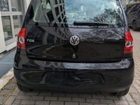 Gebraucht VW Fox 54 PS (39 kW) 2009 Schwarz Kleinwagen
